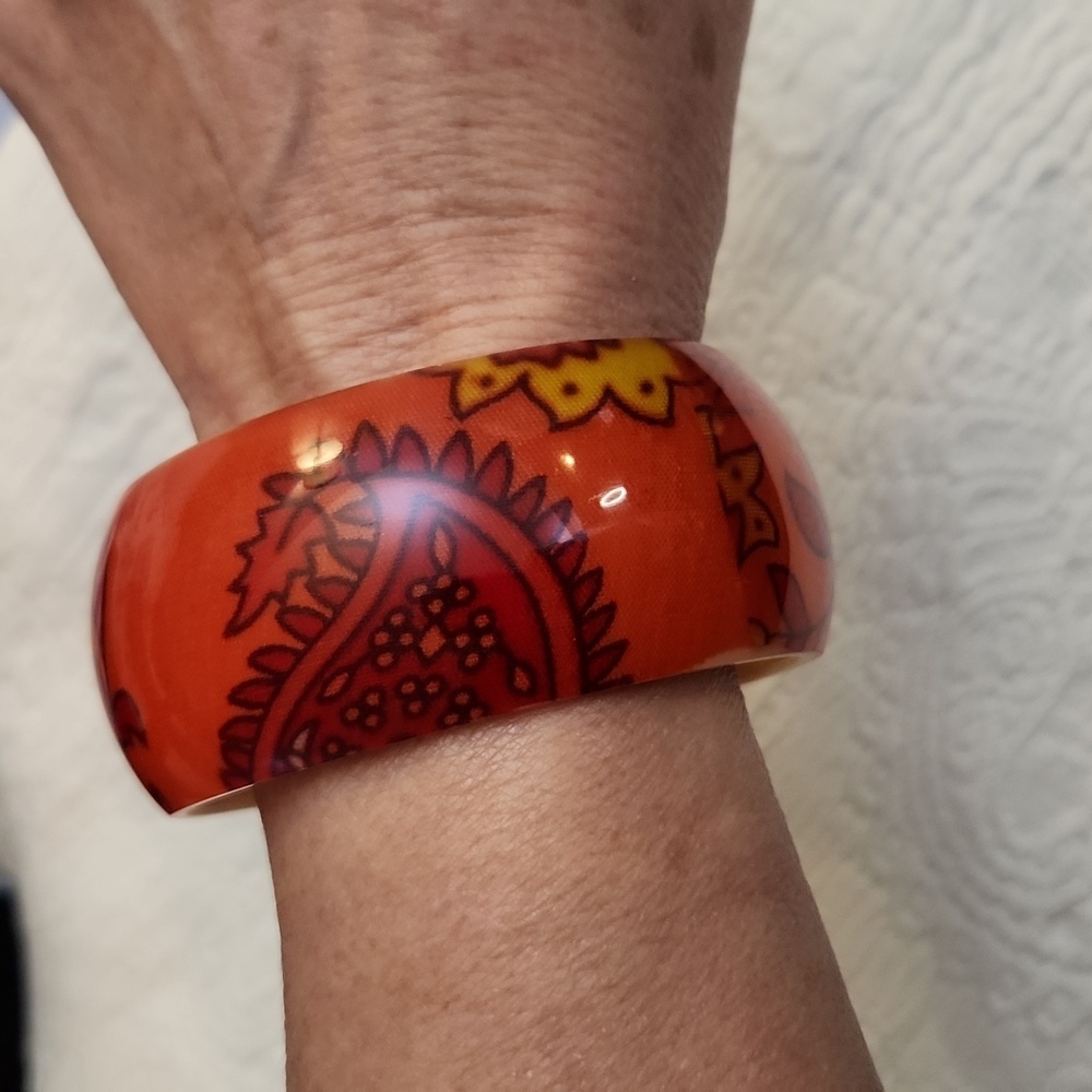 Boho bangle plastic bracelet paisley pattern orange yellow red